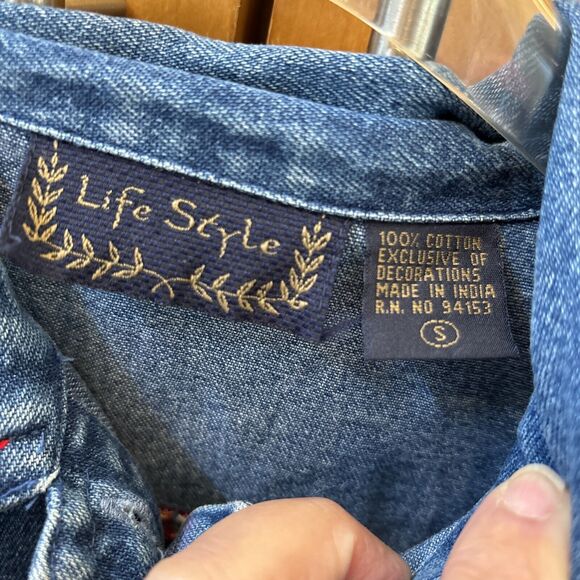 Life Style Women Denim Jacket Embroidered Appliqué Blue Art To Wear S Cotton - Picture 2 of 11